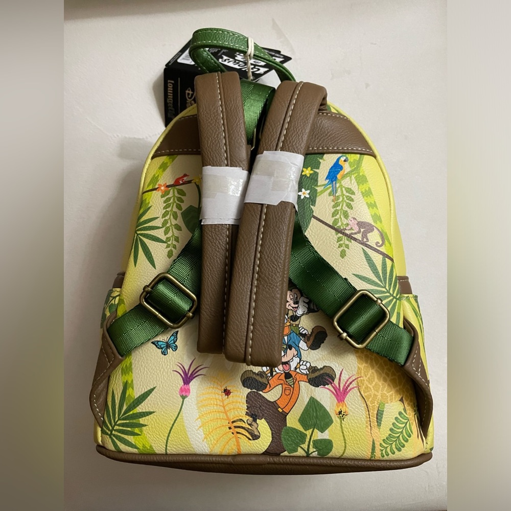 NEW! Loungefly Disney Mickey & Friends Jungle NWT Backpack GLOW IN THE DARK - Picture 6 of 9